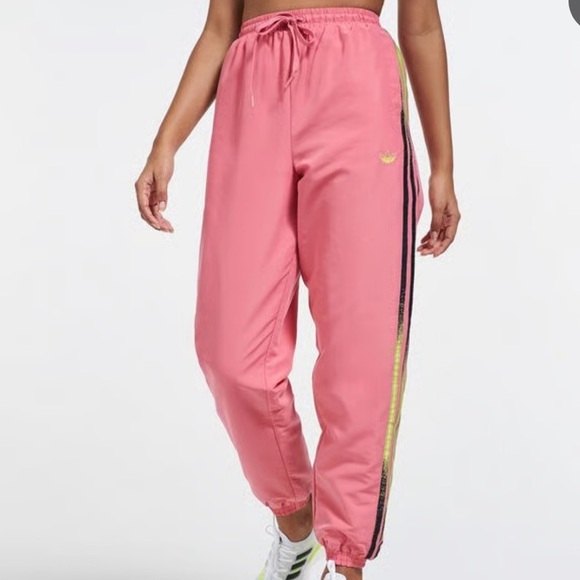 adidas Pants - Adidas Women’s XSmall Fakten Track Jogger Pants Hazy Rose NWT Lined Activewear